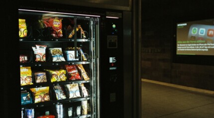 Vending Machines Near Me: The Benefits of Having These Convenient Services Nearby